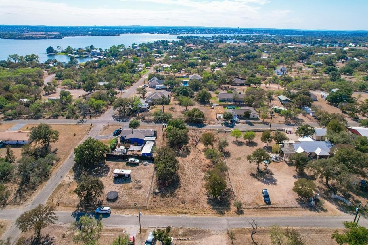 0.44 acres in Burnet County gallery image 3