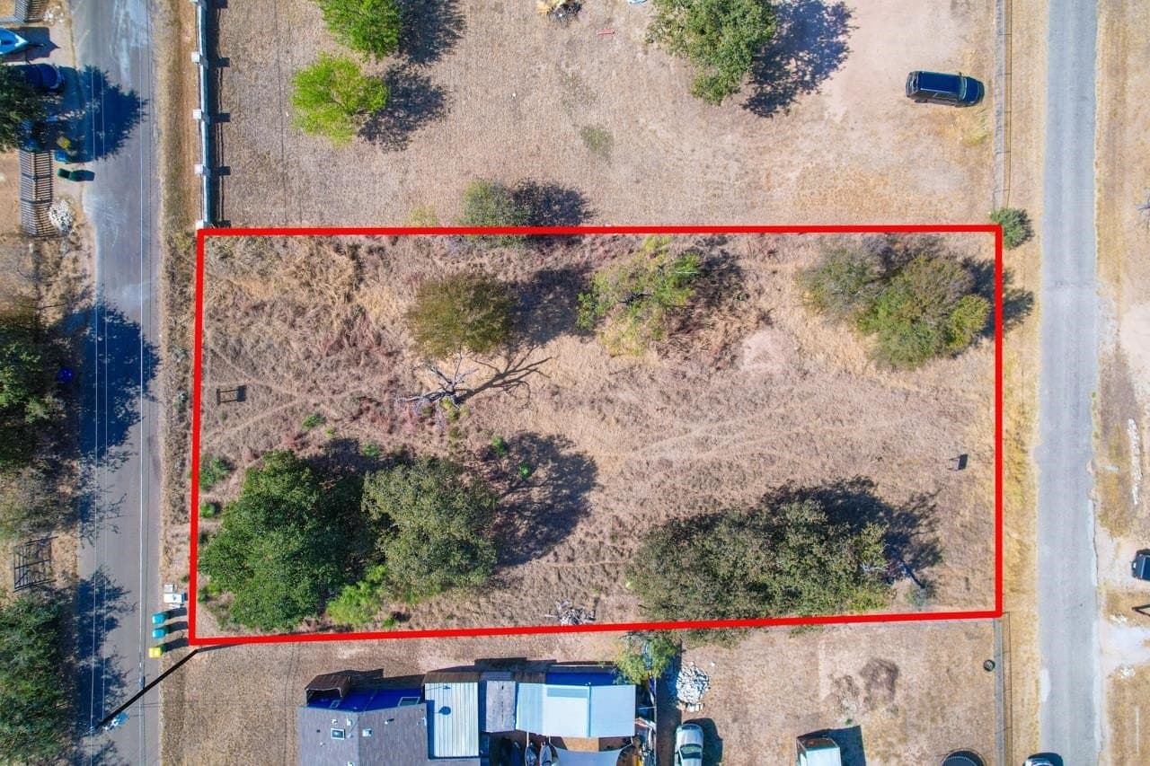 0.44 acres in Burnet County gallery image 2