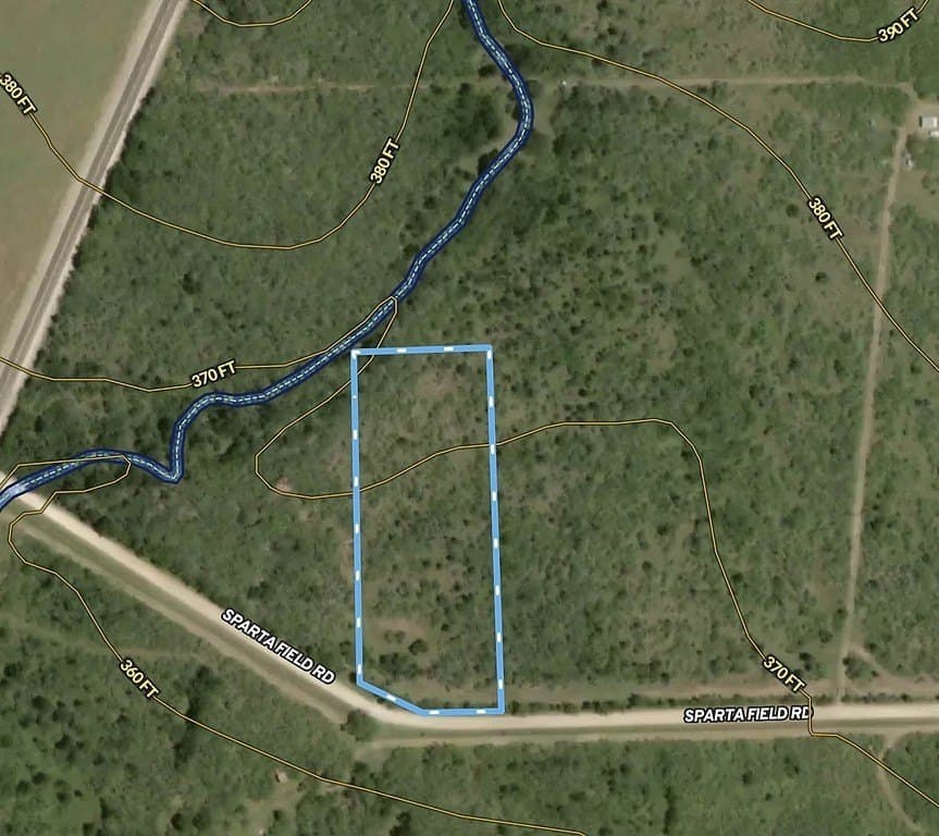 3.7 acres in Gonzales County gallery image 2