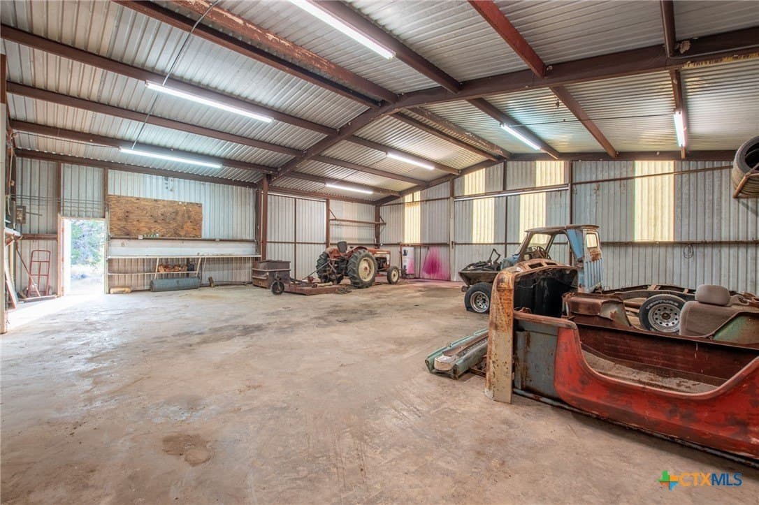 18.21 acres in Lampasas County - photo 9