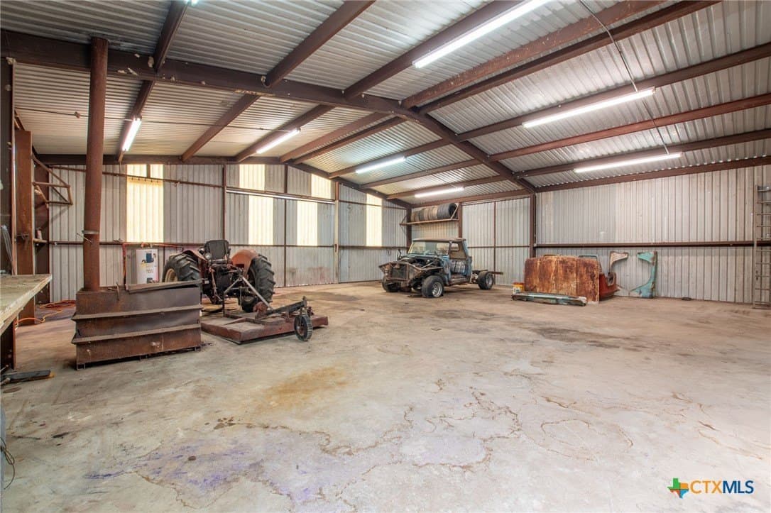 18.21 acres in Lampasas County - photo 8