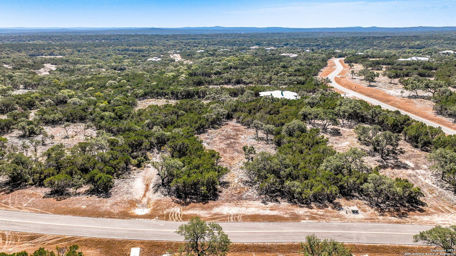 1.96 acres in Kendall County gallery image 3