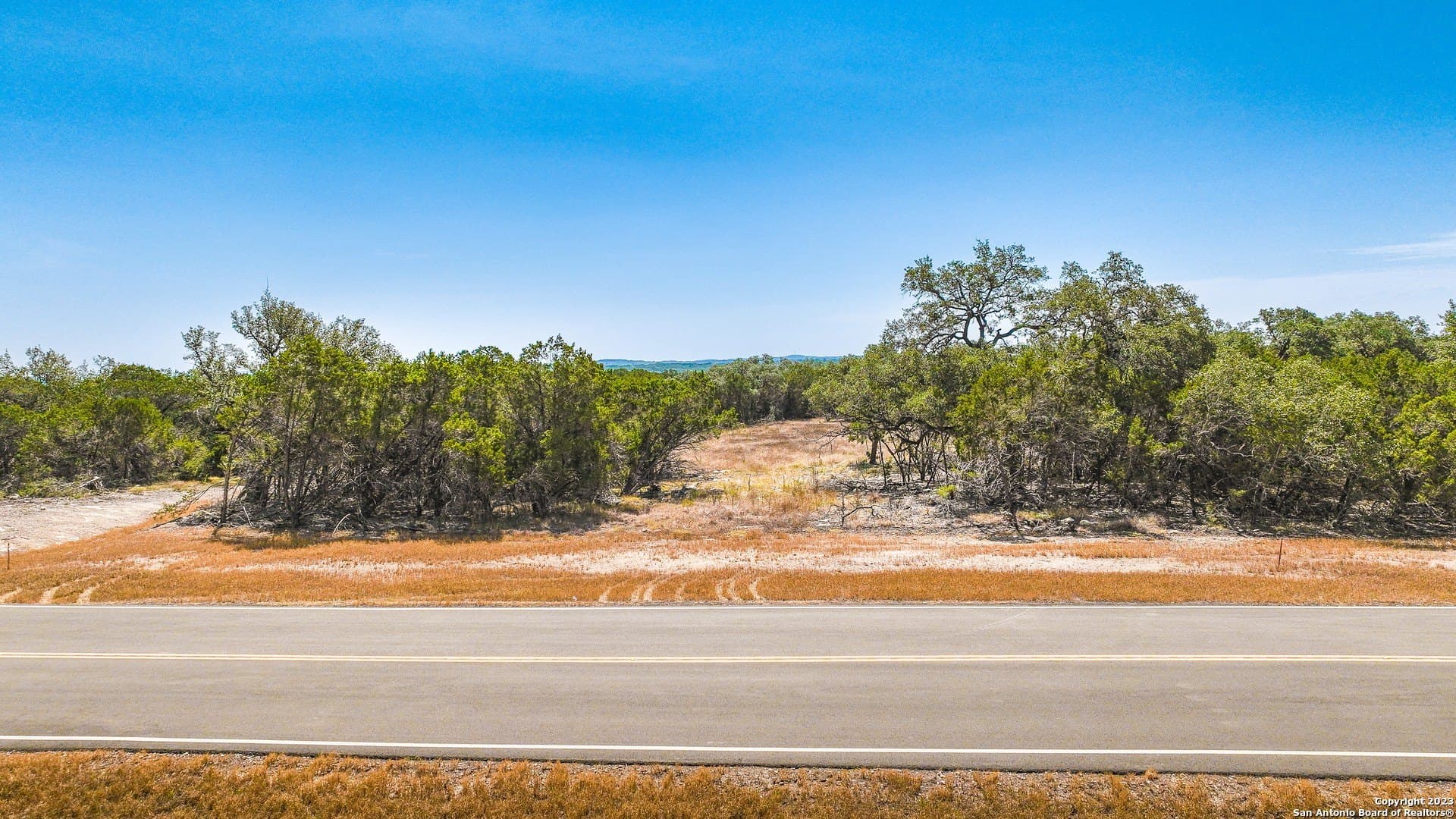 1.96 acres in Kendall County gallery image 4