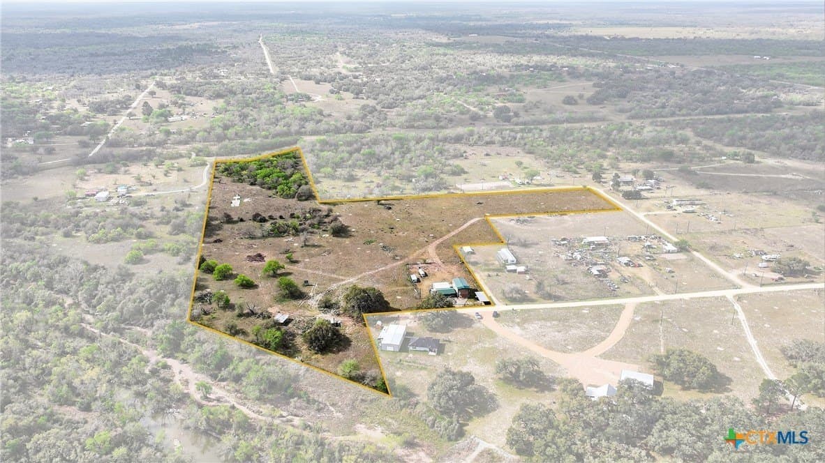 22.5 acres in Goliad County