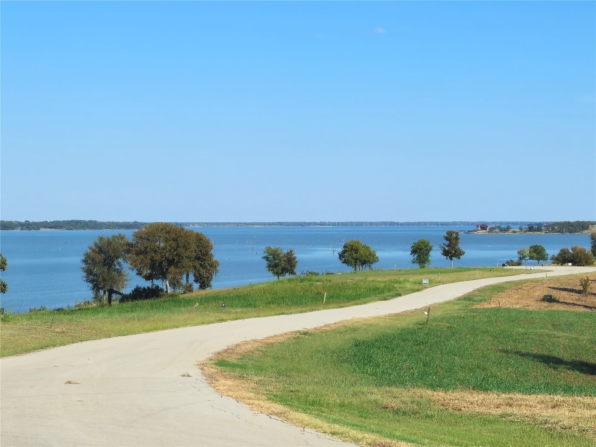 1.26 acres in Navarro County - photo 10