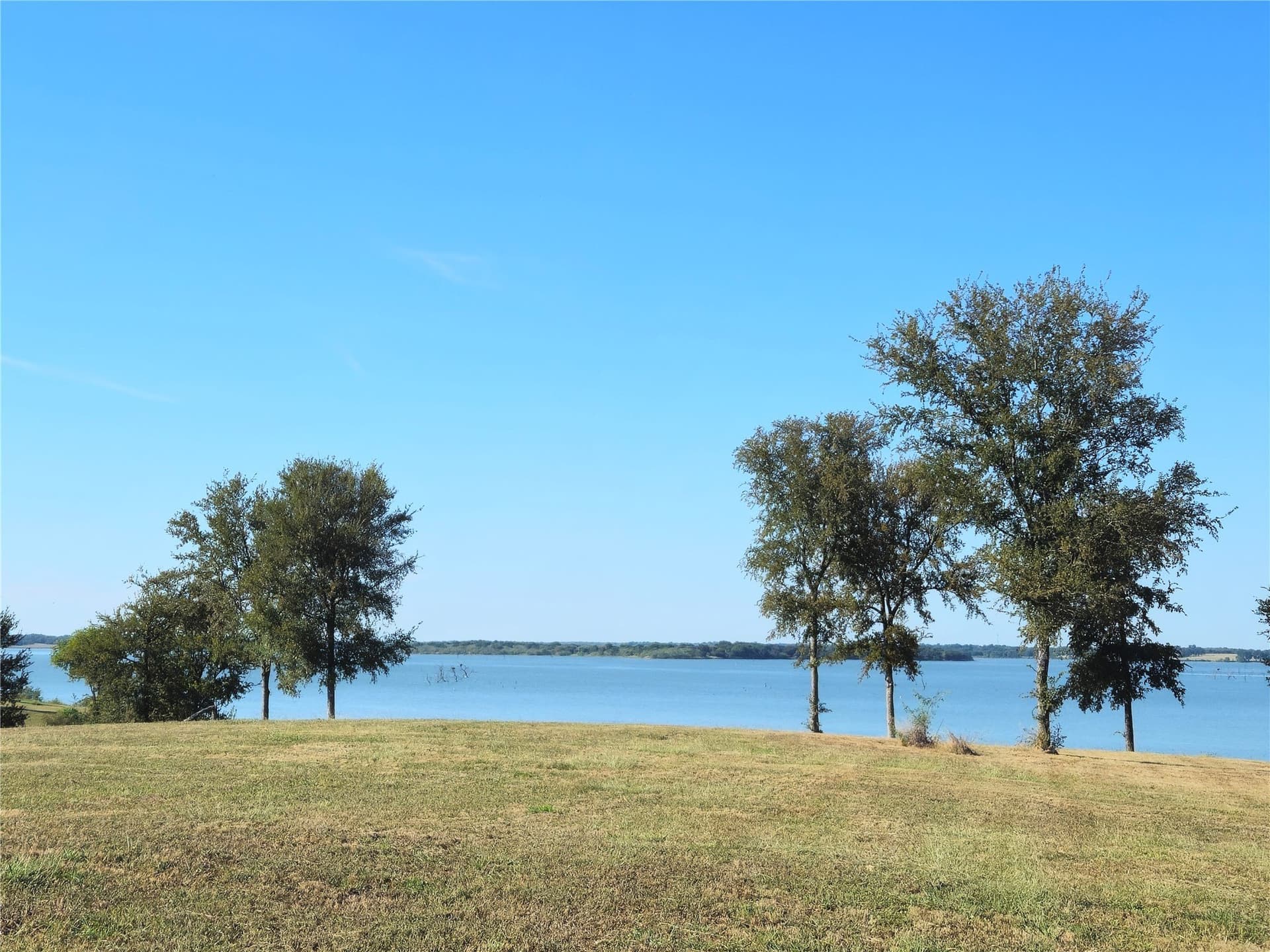 1.26 acres in Navarro County - photo 25