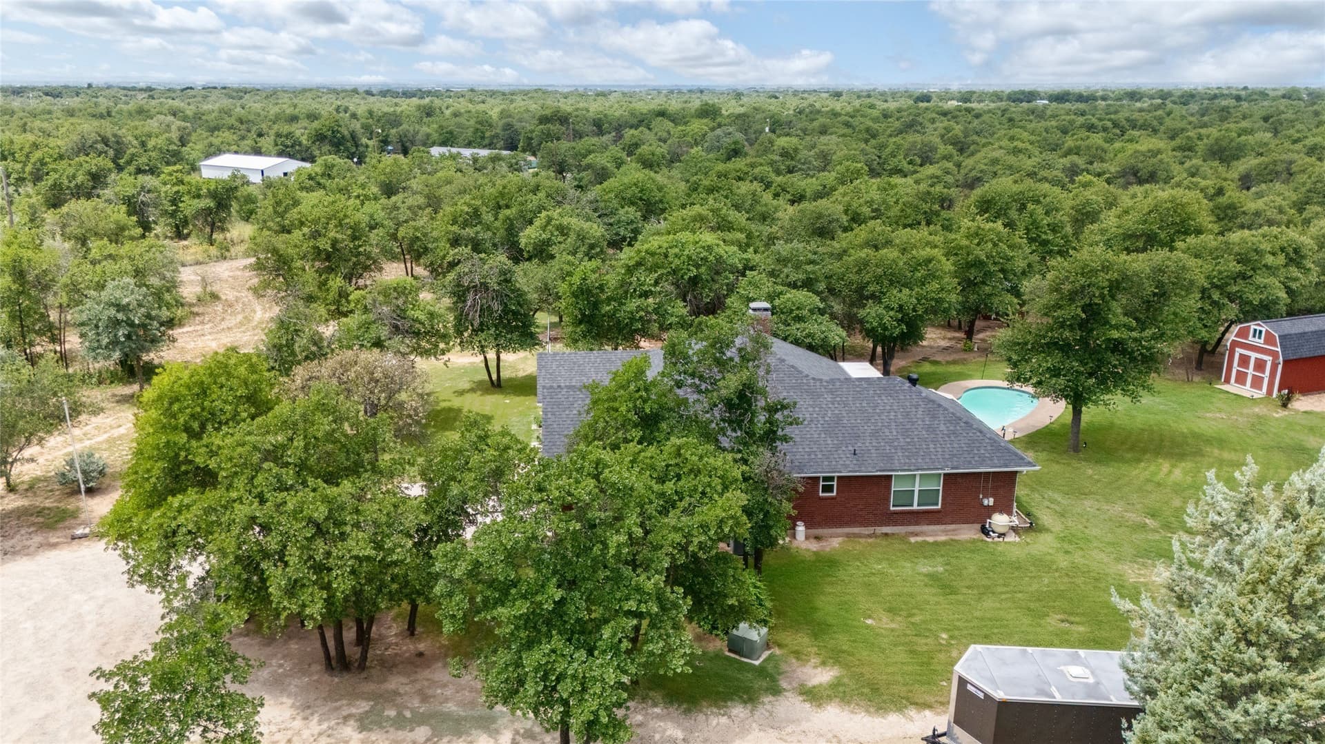 10 acres in Jones County gallery image 3