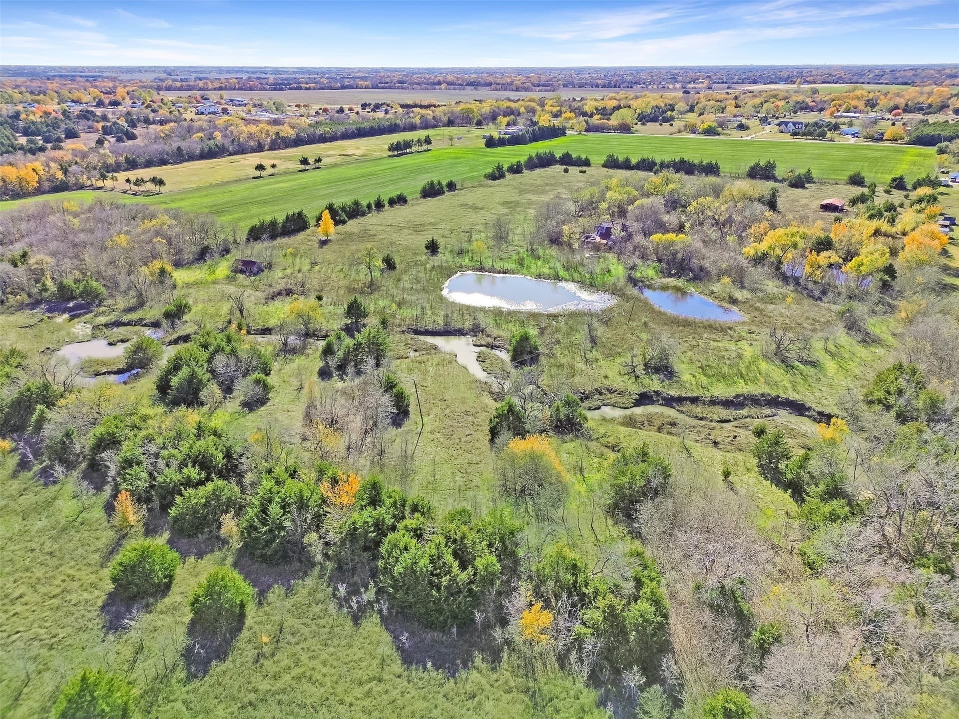 21.86 acres in Ellis County - photo 8