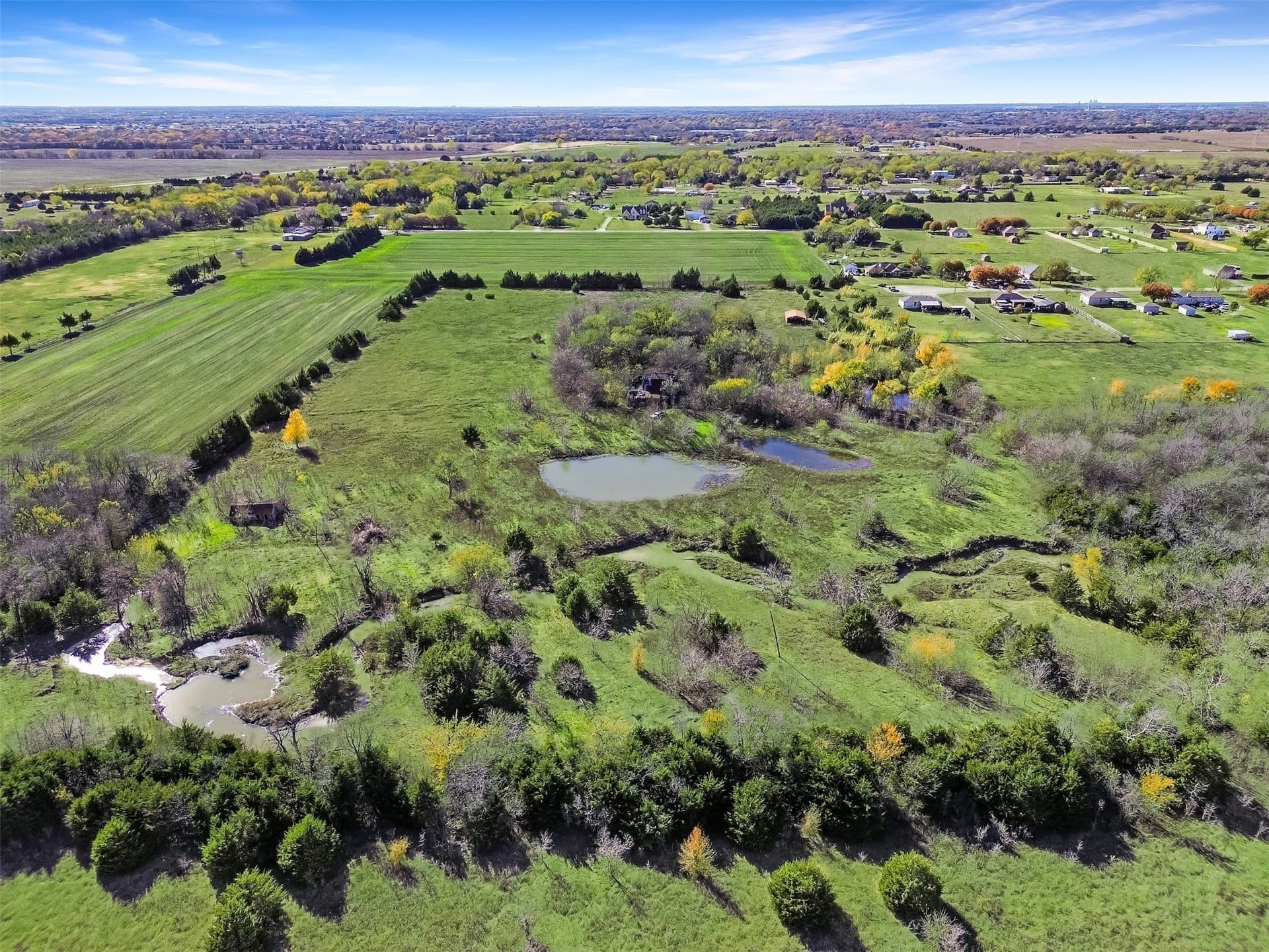 21.86 acres in Ellis County - photo 6
