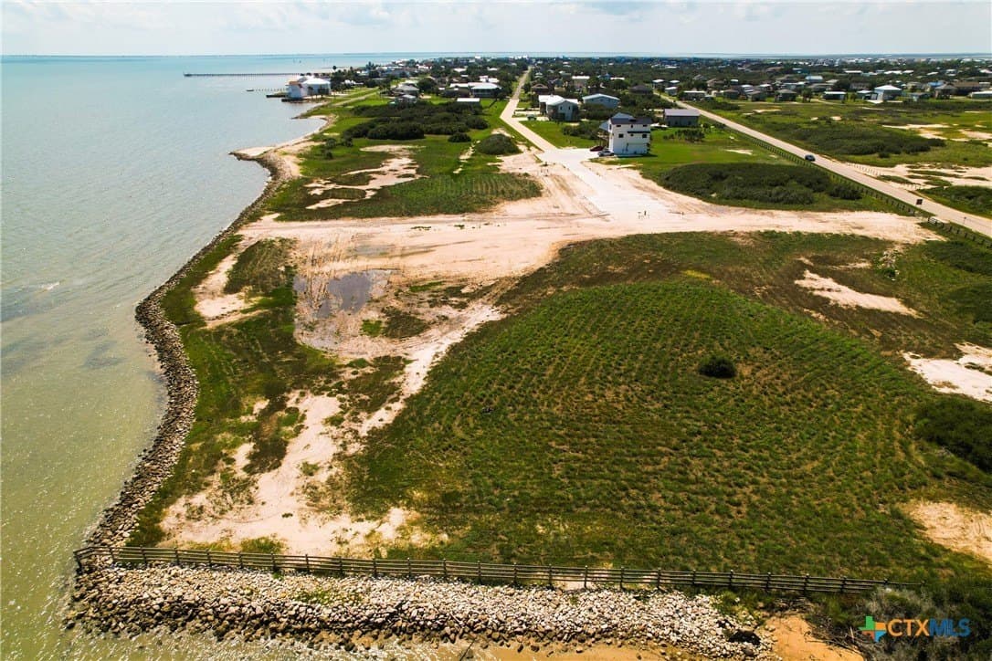 1.72 acres in Calhoun County - photo 10