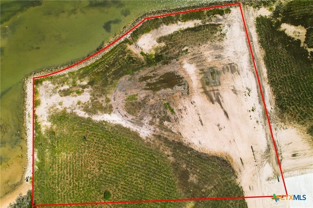 1.72 acres in Calhoun County - photo 17