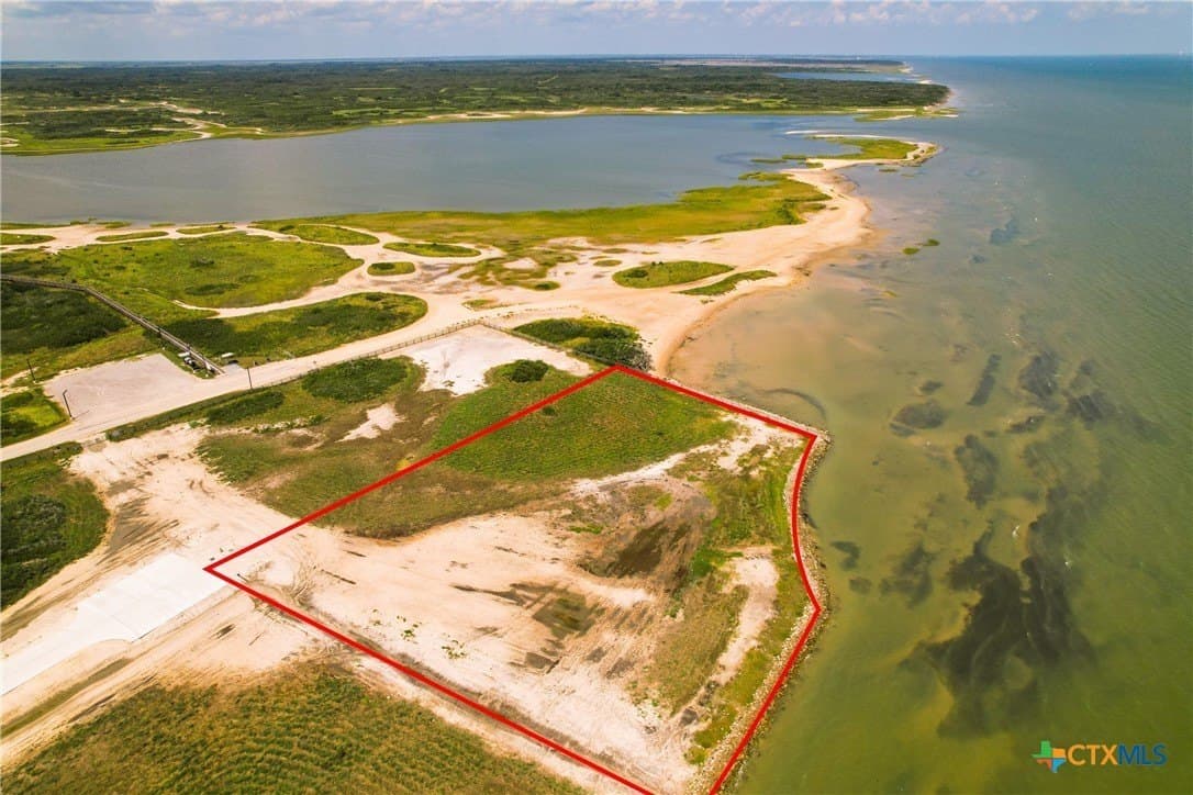 1.72 acres in Calhoun County - photo 6