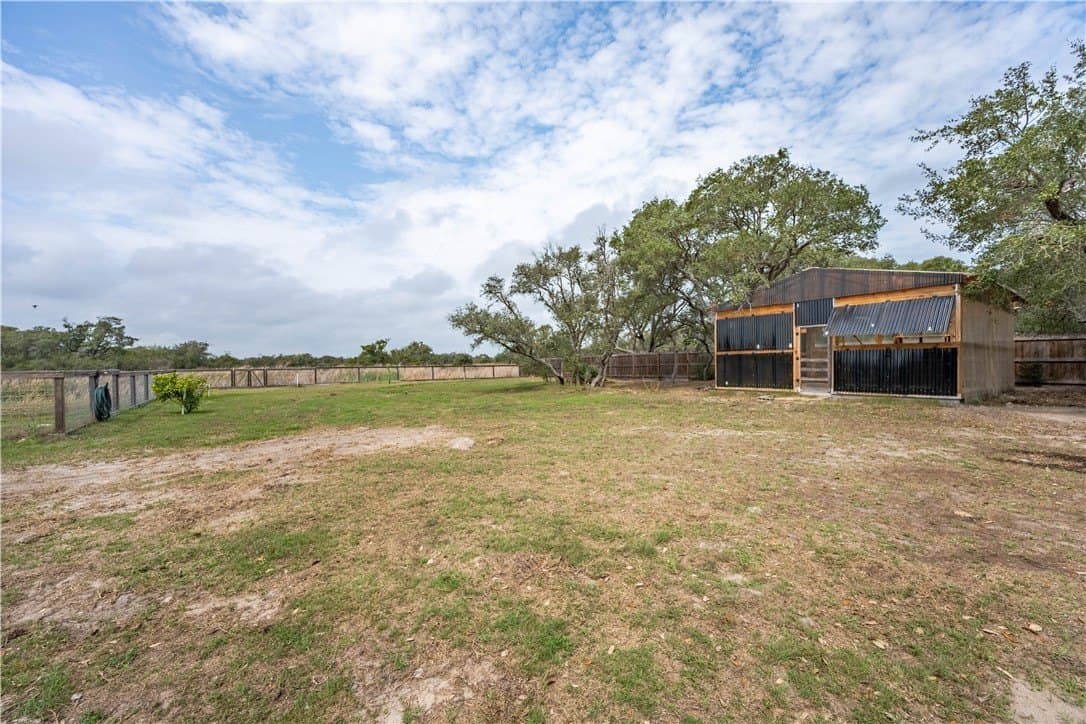 43,560 acres in Aransas County - photo 37