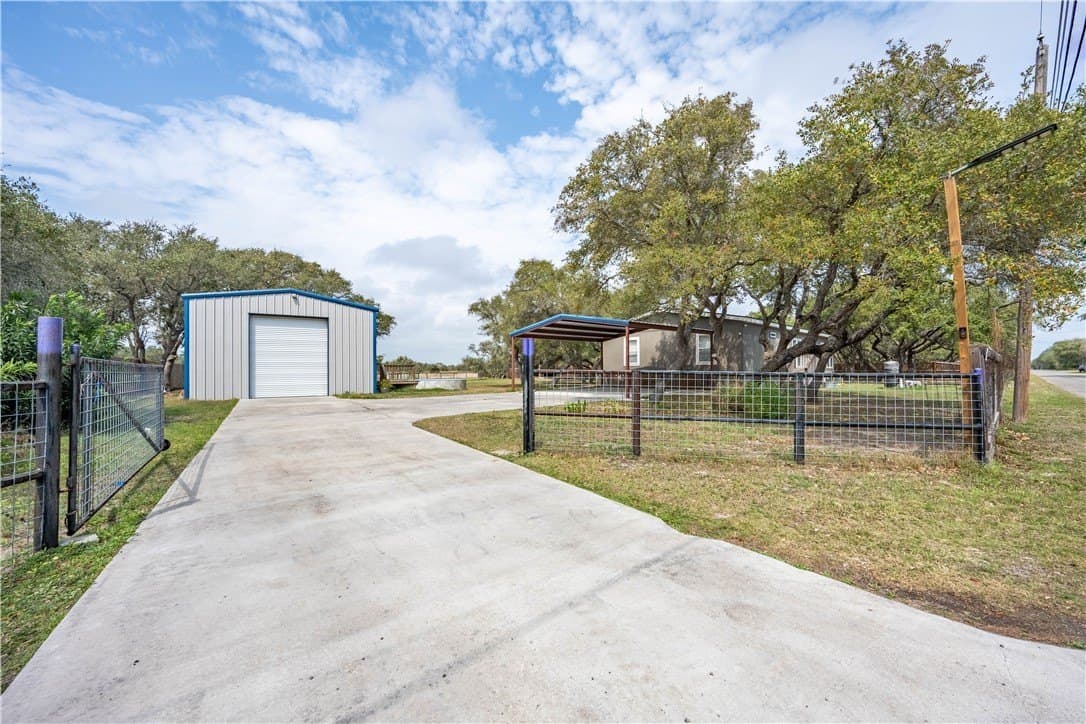 43,560 acres in Aransas County - photo 3
