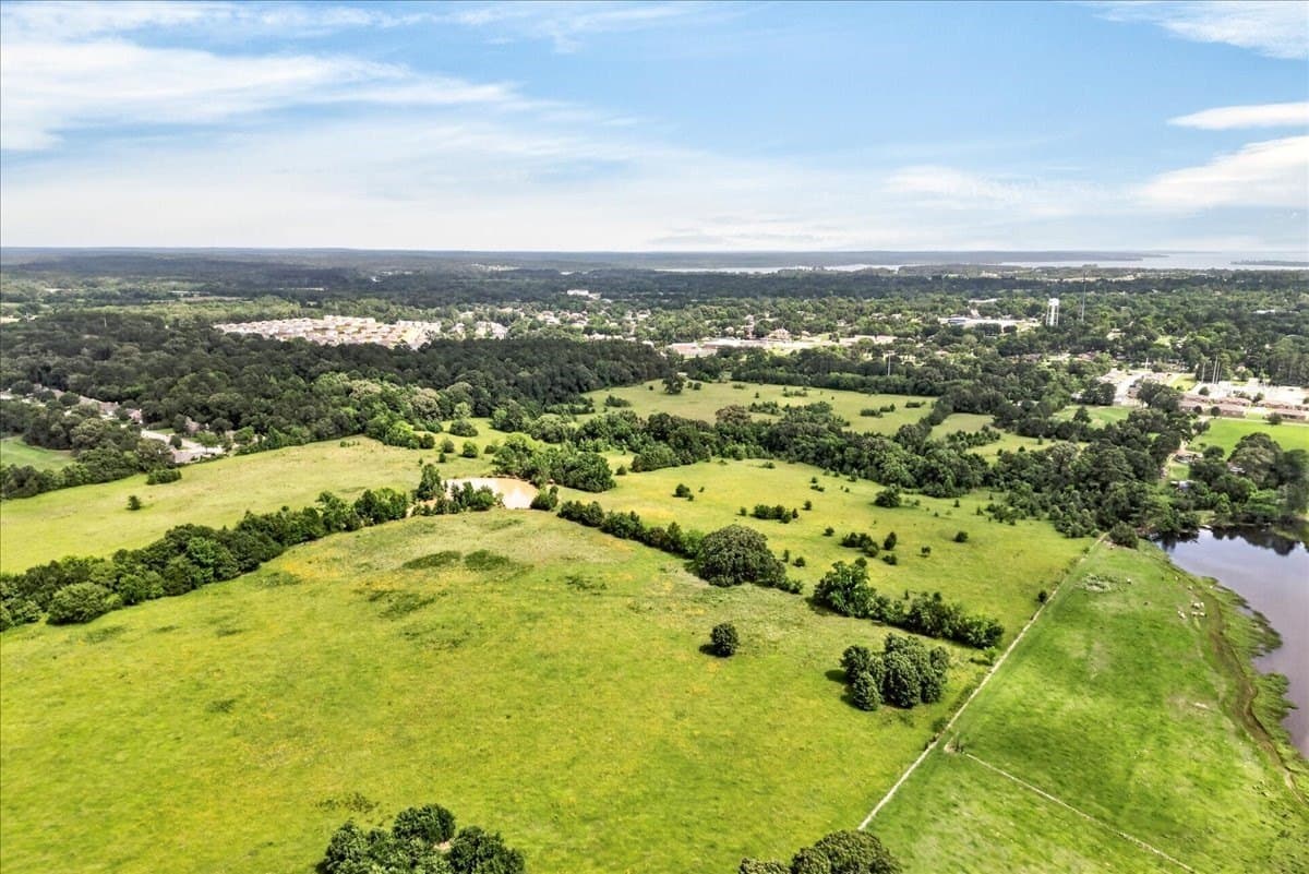 129 acres in Henderson County gallery image 4
