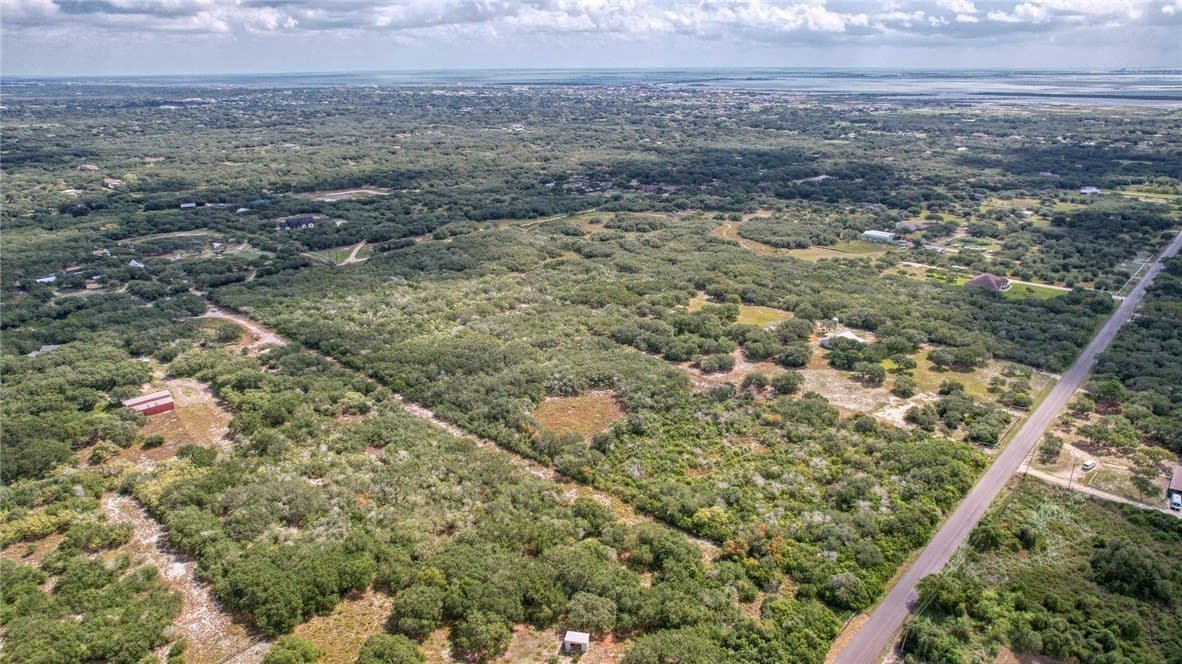 2.5 acres in San Patricio County - photo 8