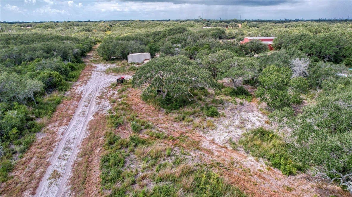2.5 acres in San Patricio County - photo 10