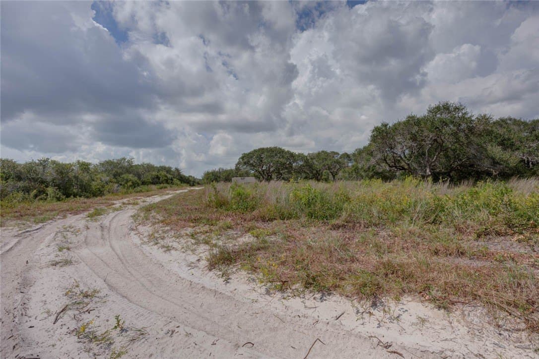 2.5 acres in San Patricio County - photo 18