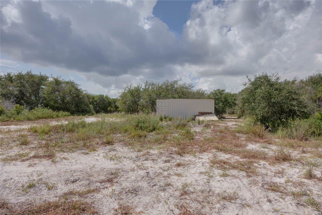 2.5 acres in San Patricio County - photo 24