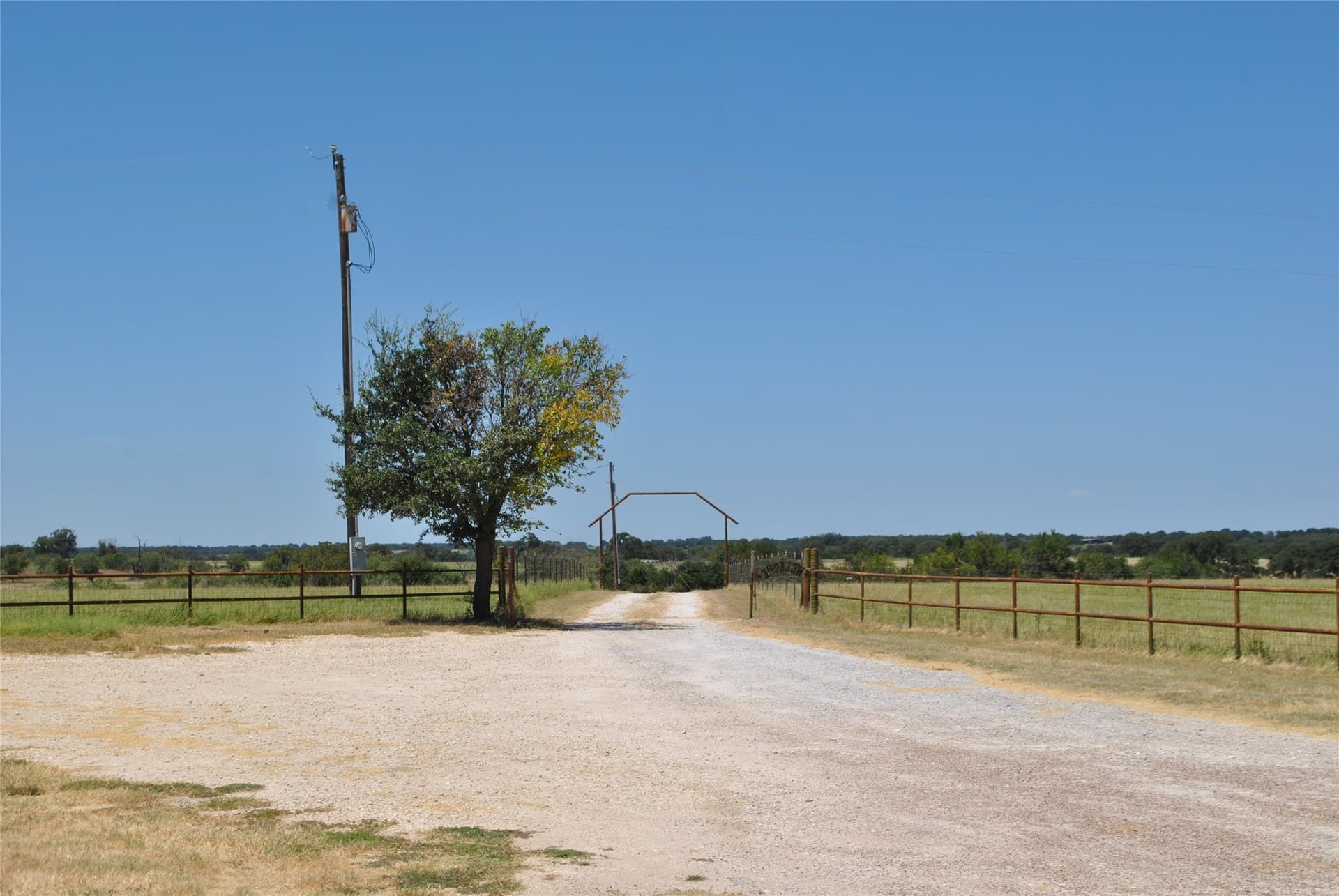 2 acres in Comanche County - photo 6