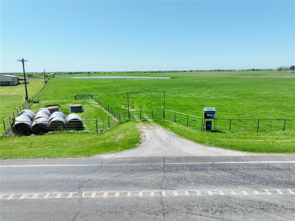 27.71 acres in Ellis County gallery image 2