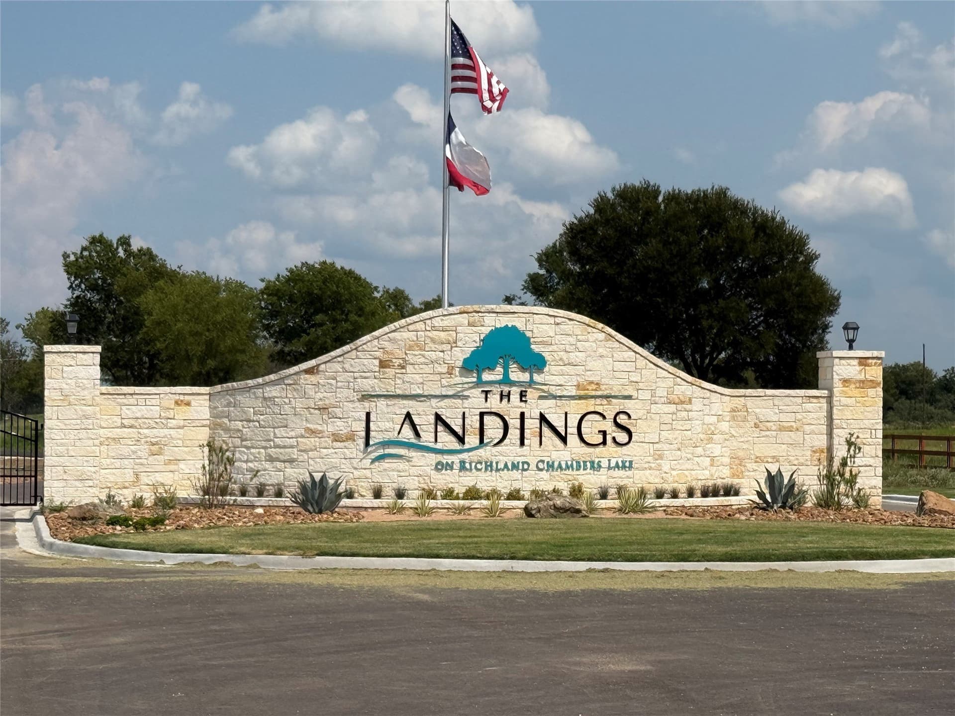 1.3 acres in Navarro County - photo 20