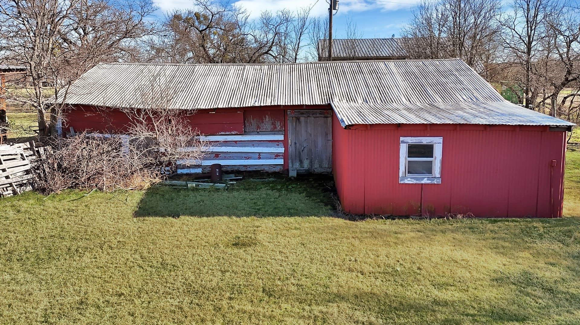 7.6 acres in Tarrant County - photo 11