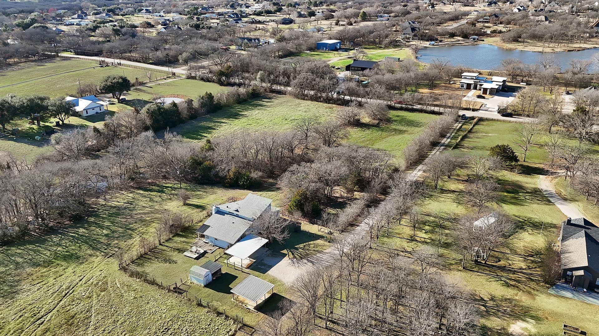7.6 acres in Tarrant County - photo 3
