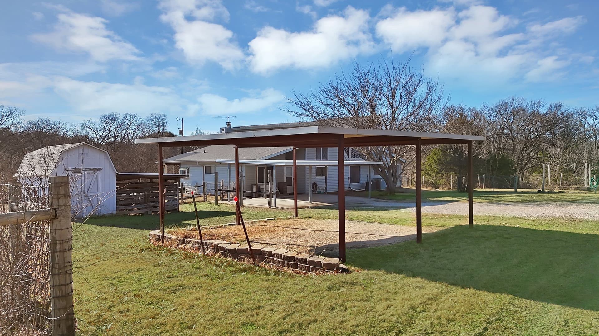 7.6 acres in Tarrant County - photo 10