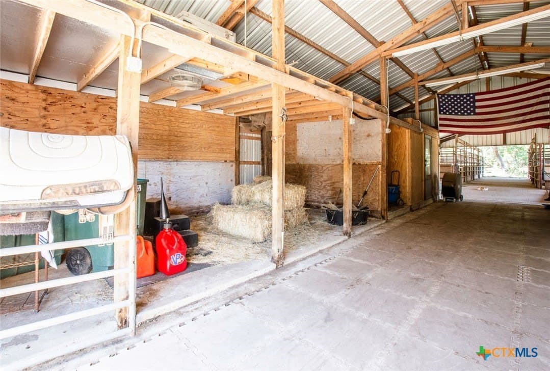 29.81 acres in Williamson County - photo 16