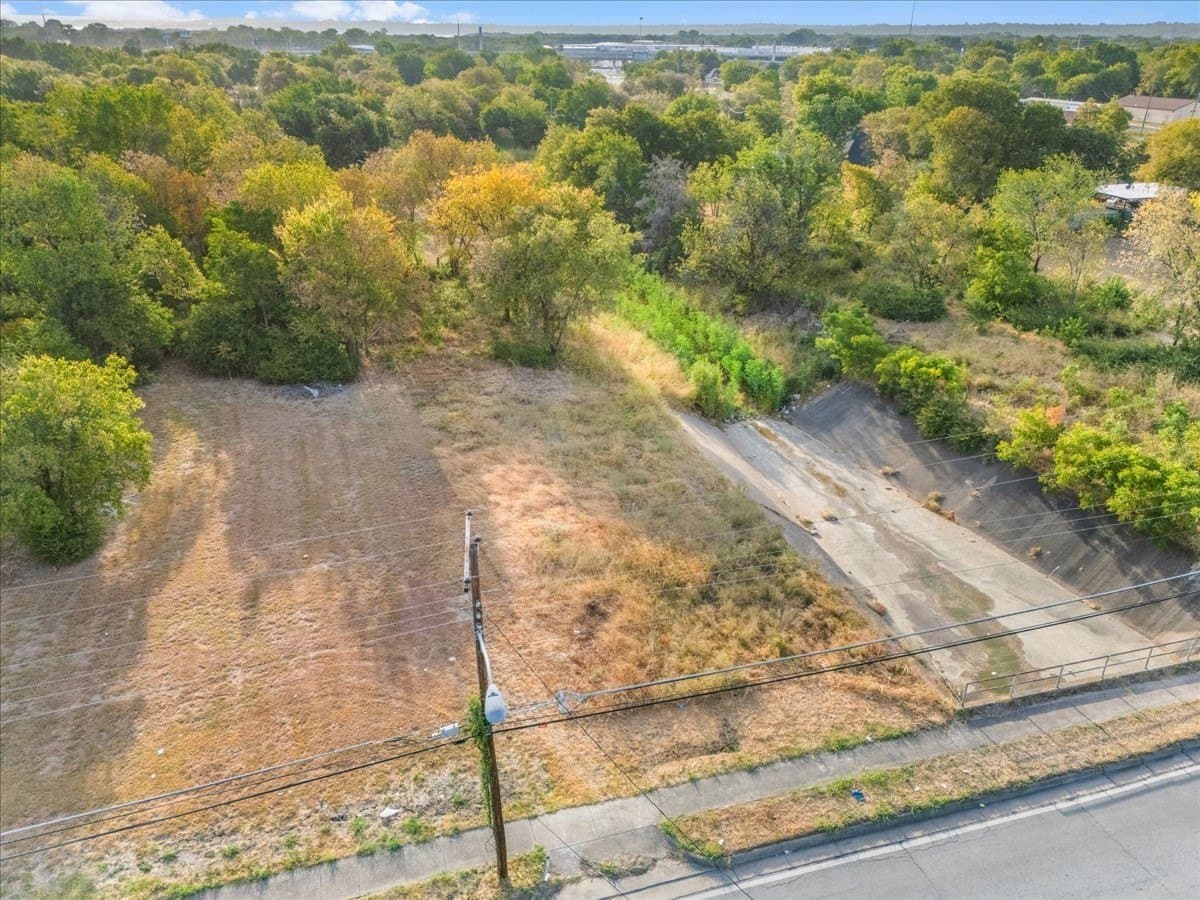 0.24 acres in Tarrant County - photo 15