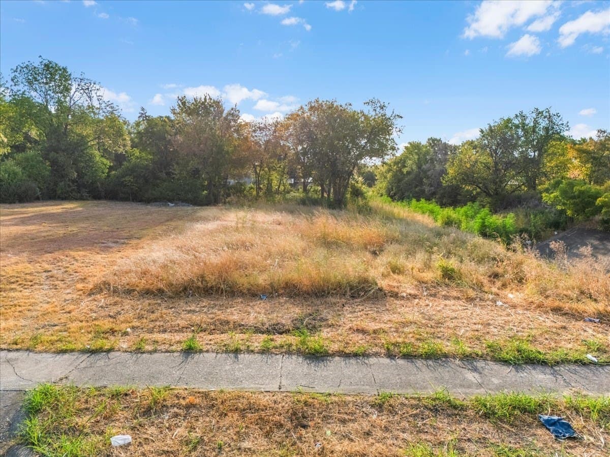 0.24 acres in Tarrant County - photo 10