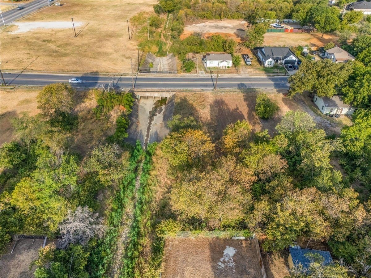 0.24 acres in Tarrant County - photo 19