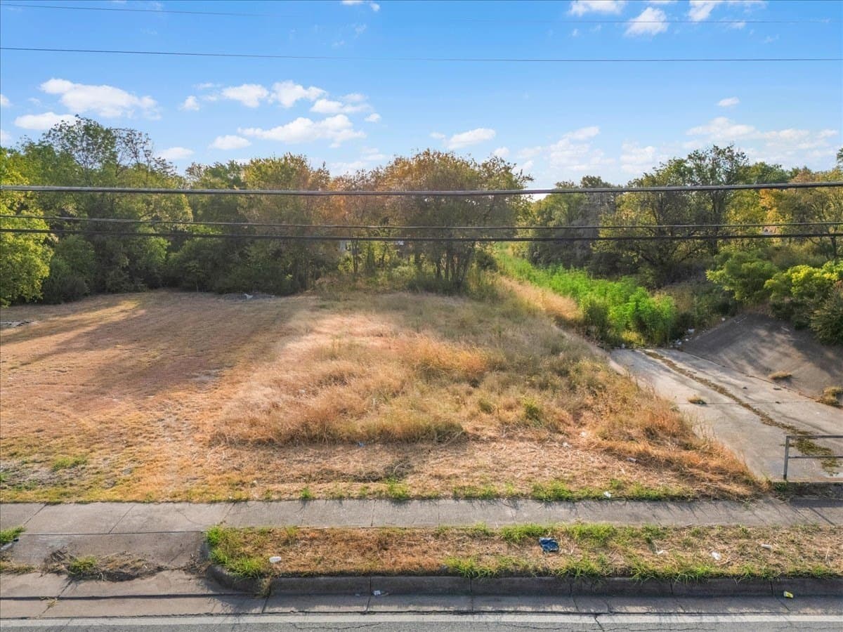 0.24 acres in Tarrant County - photo 12