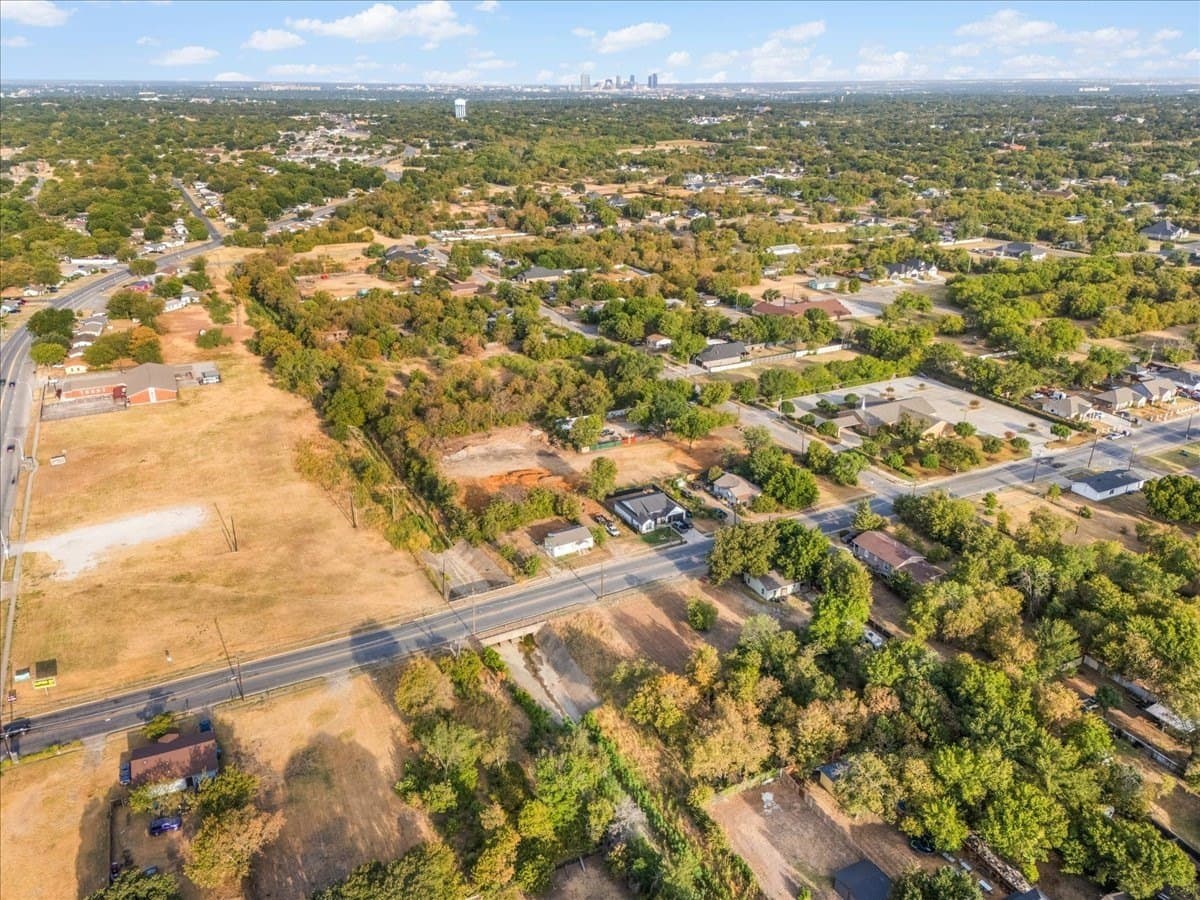 0.24 acres in Tarrant County - photo 2