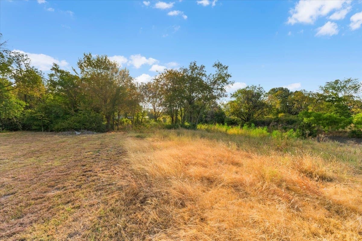 0.24 acres in Tarrant County - photo 9