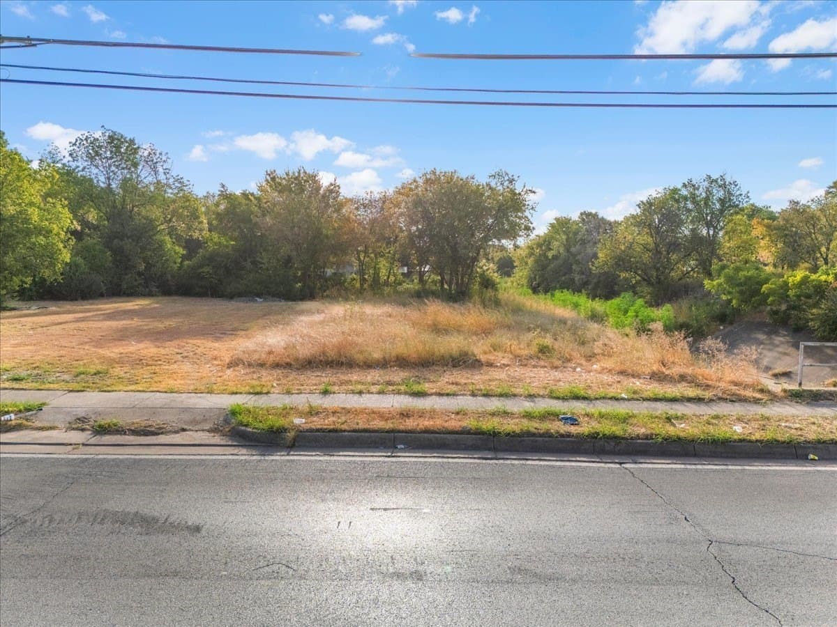 0.24 acres in Tarrant County - photo 11