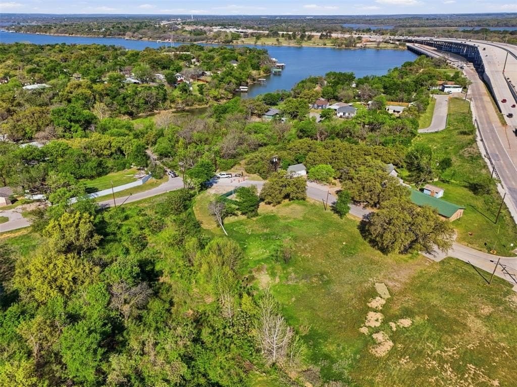 0.91 acres in Tarrant County gallery image 2