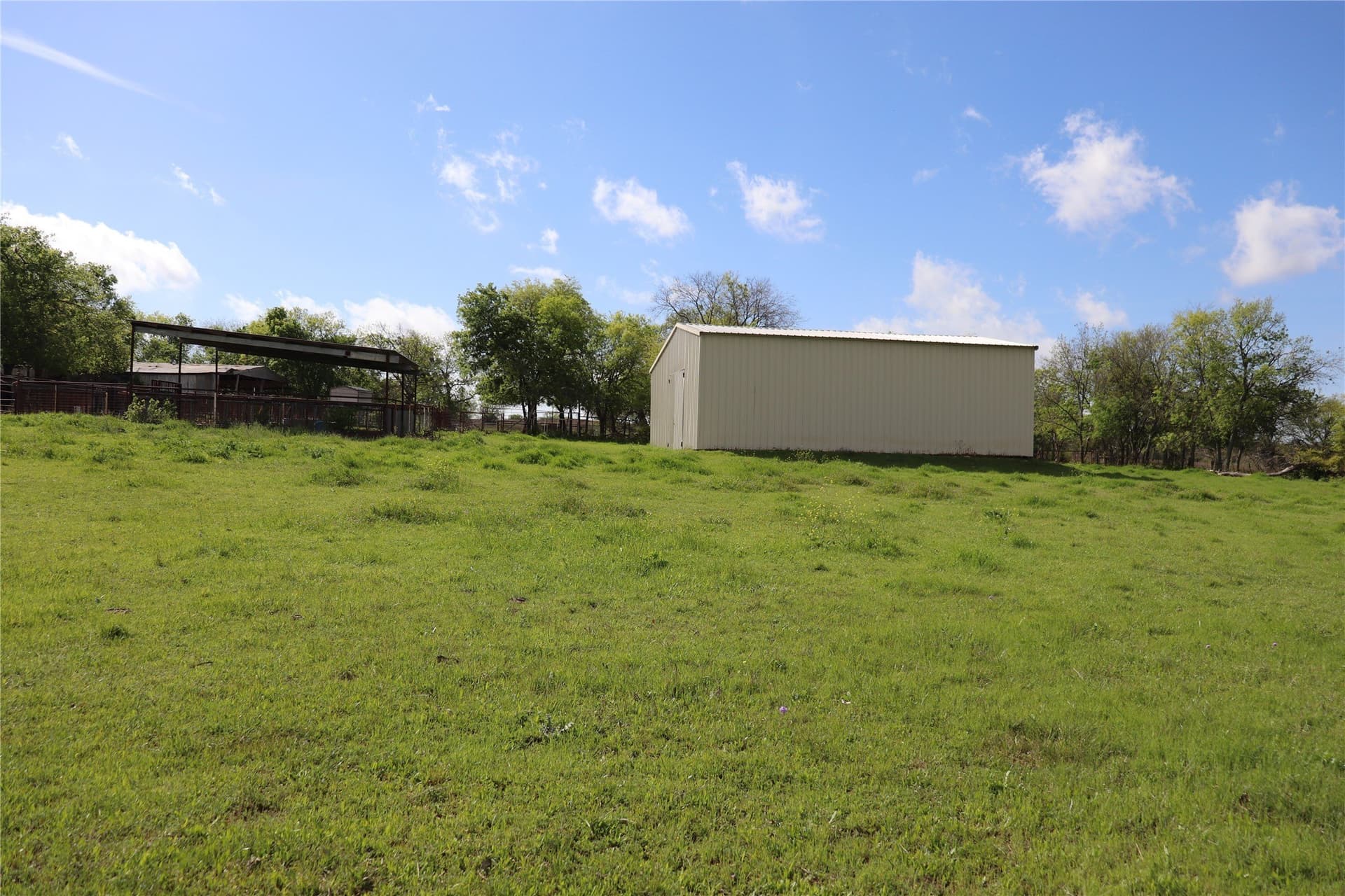 44 acres in Johnson County gallery image 2