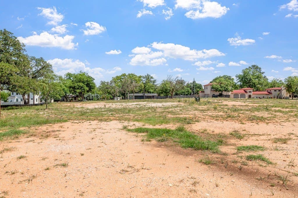 0.32 acres in Gillespie County - photo 3