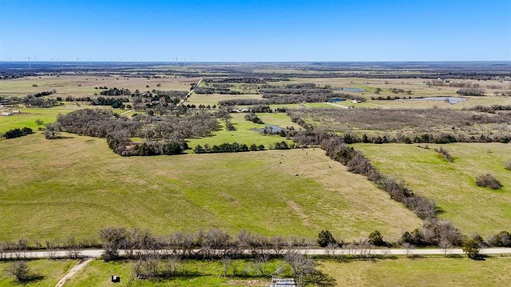 3 acres in Navarro County gallery image 4