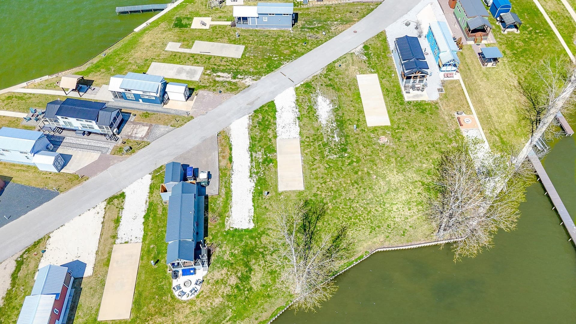 0.09 acres in Navarro County - photo 11