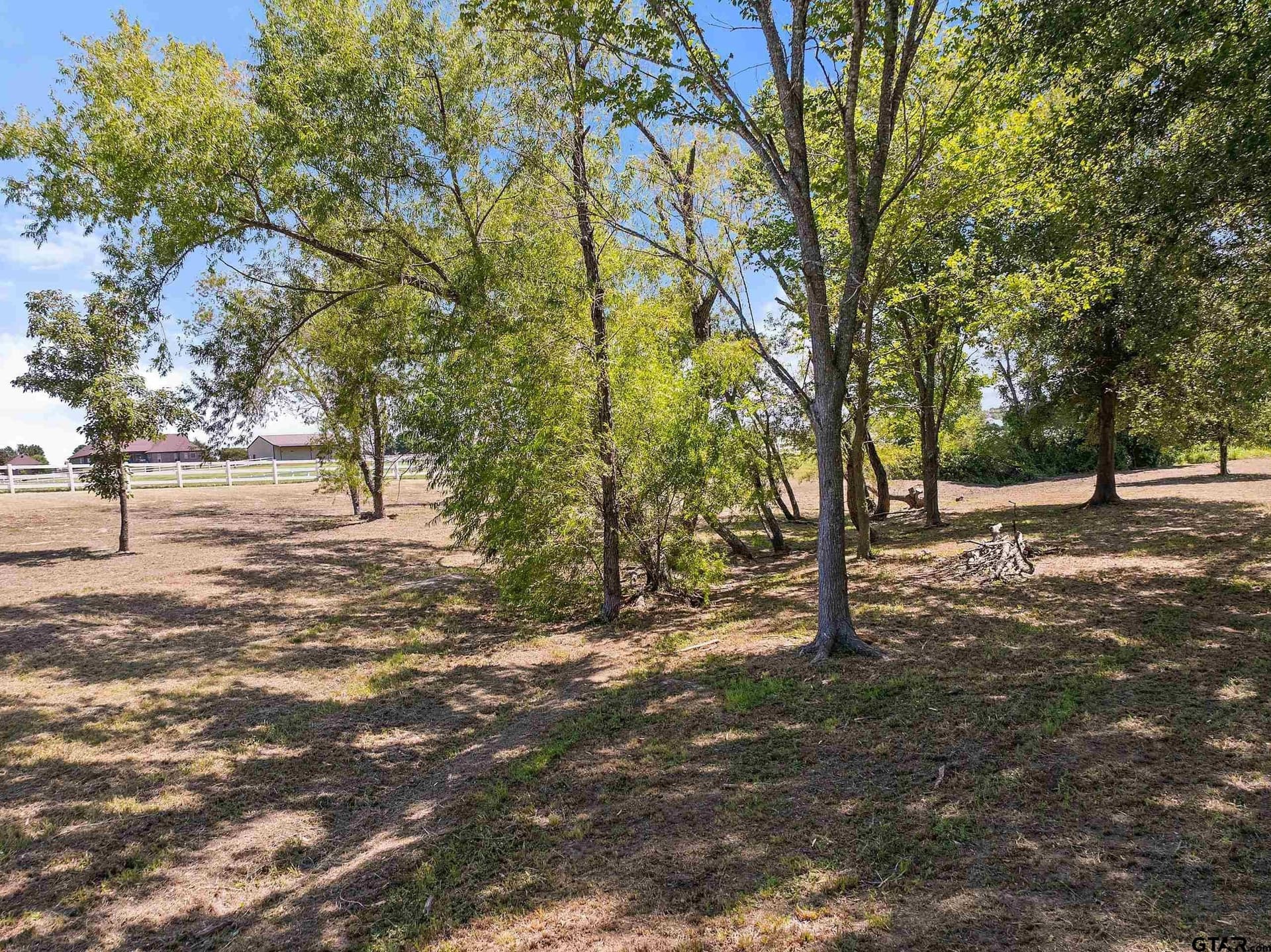 5 acres in Smith County - photo 24