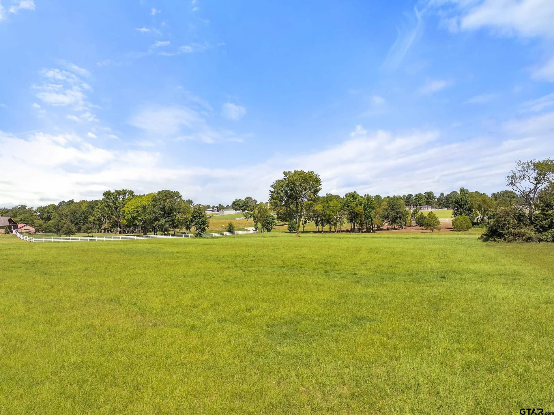 5 acres in Smith County - photo 3