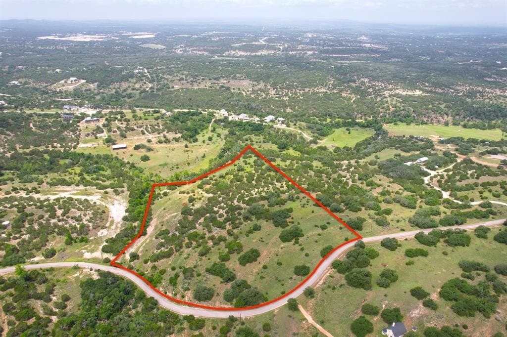 16.18 acres in Hays County gallery image 2