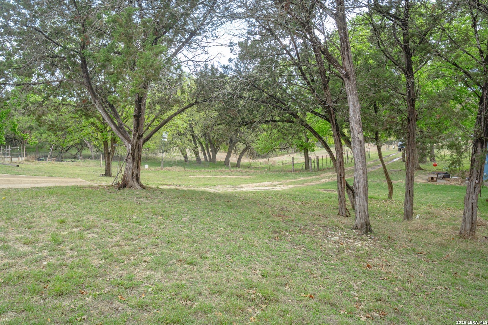13.72 acres in Kerr County - photo 11