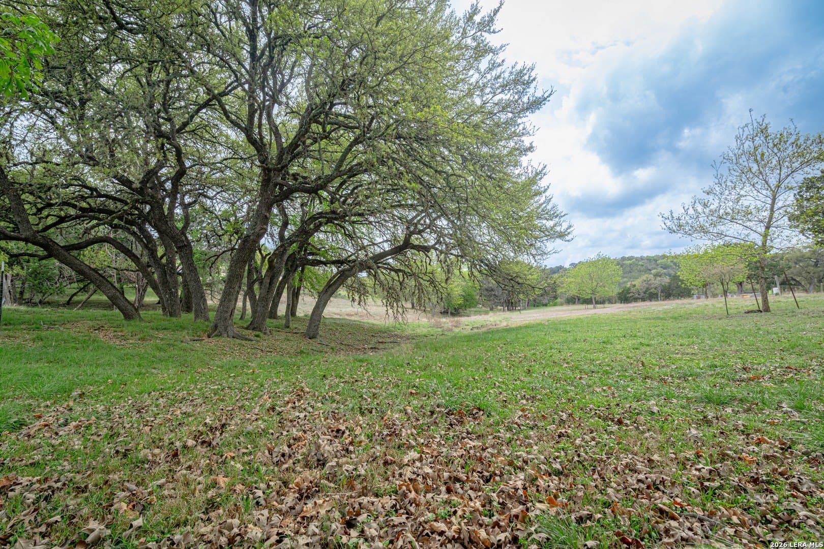 13.72 acres in Kerr County - photo 6