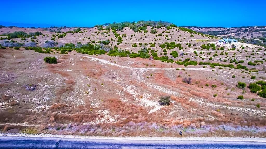 6.09 acres in Blanco County gallery image 4