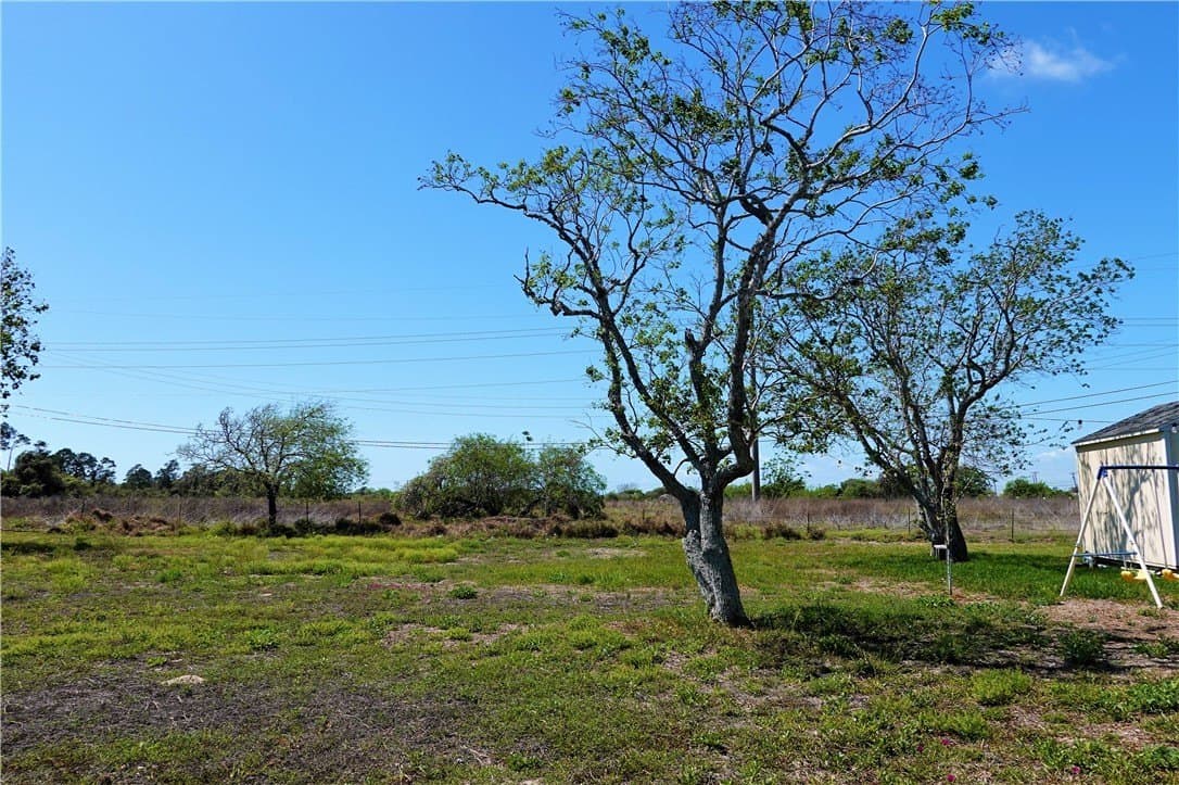 0.2 acres in San Patricio County - photo 9