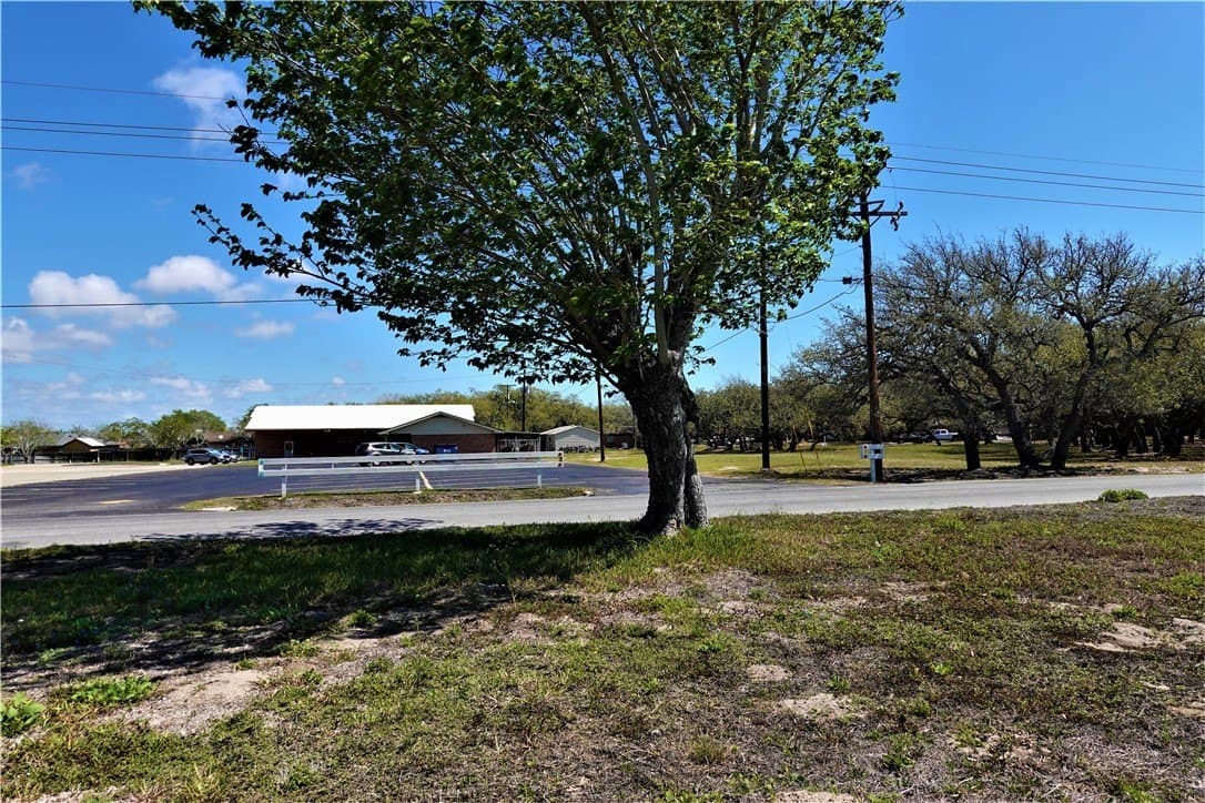 0.2 acres in San Patricio County - photo 5